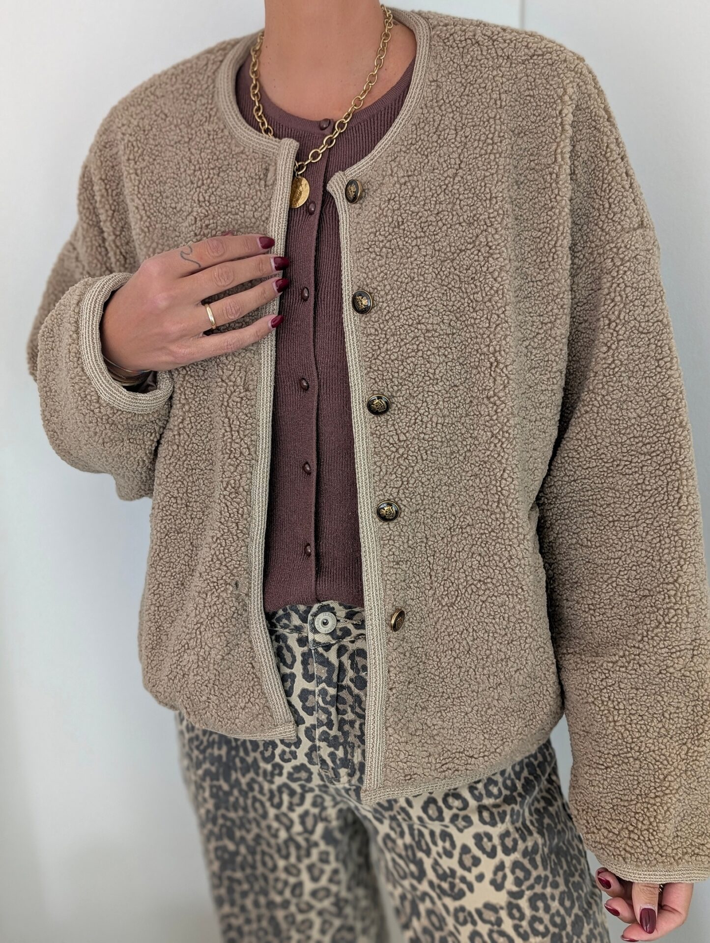 kuscheliges TEDDY JACKET SWEDEN – taupe